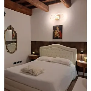 Appartamento Centro Storico, Centralissimo Luxury Smeraldo Doccia Idromassaggio ,paniere Gratuito Con Piccola Colazione, Ravenna